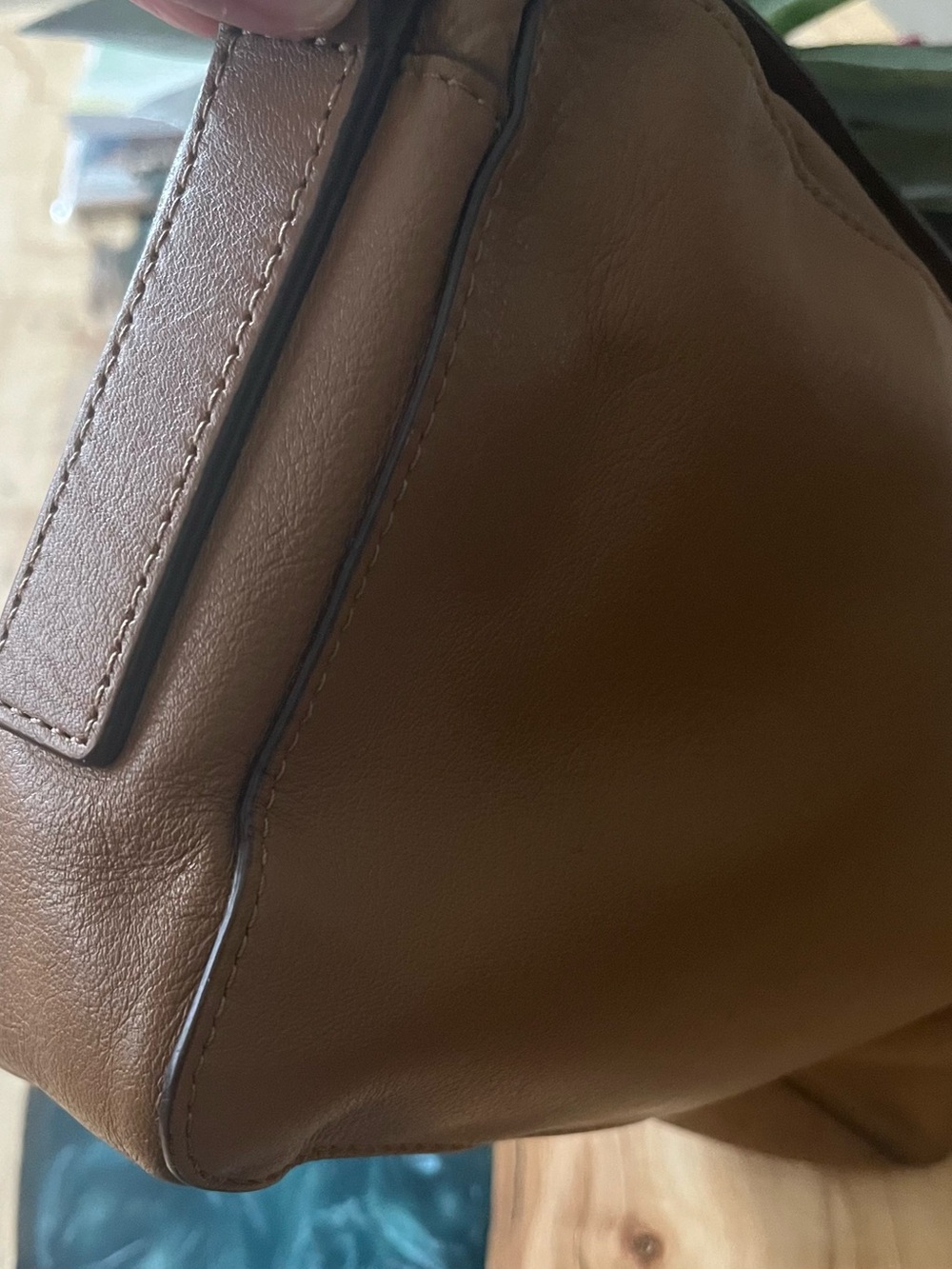 Fossil Riley Caramel Brown Leather Crossbody with Front Buckle Pockets - Picture 8 of 16